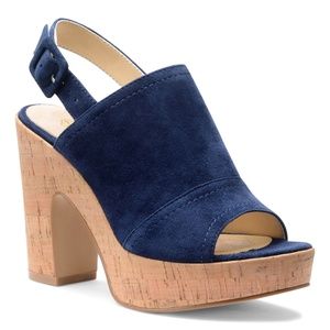 Isola peacock navy Gabriela